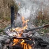 Kép 6/6 - Campfire tartó állvány kovácsoltvas serpenyőkhöz