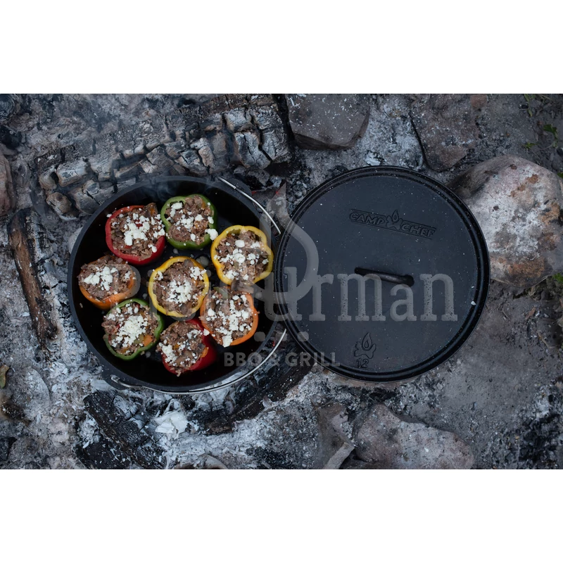 Camp Chef Classic öntöttvas edény 30cm / 5.7L
