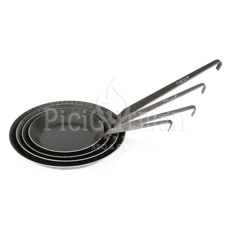 Petromax kovácsoltvas serpenyő sp20
