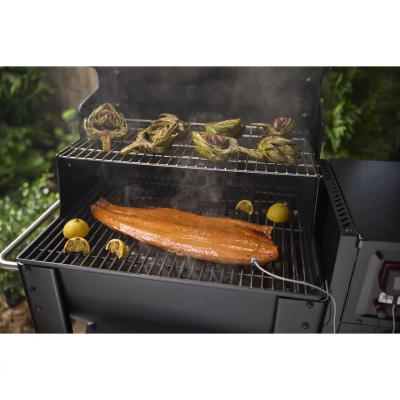 Weber Smoque 500 pellet grill