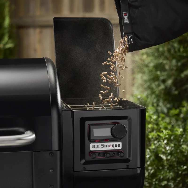 Weber Smoque 500 pellet grill