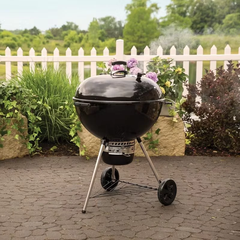 Weber Master-Touch E-6755 fekete 67cm faszenes grill